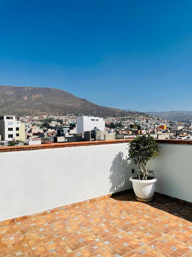 Hostal Makea Pachuca Exterior photo