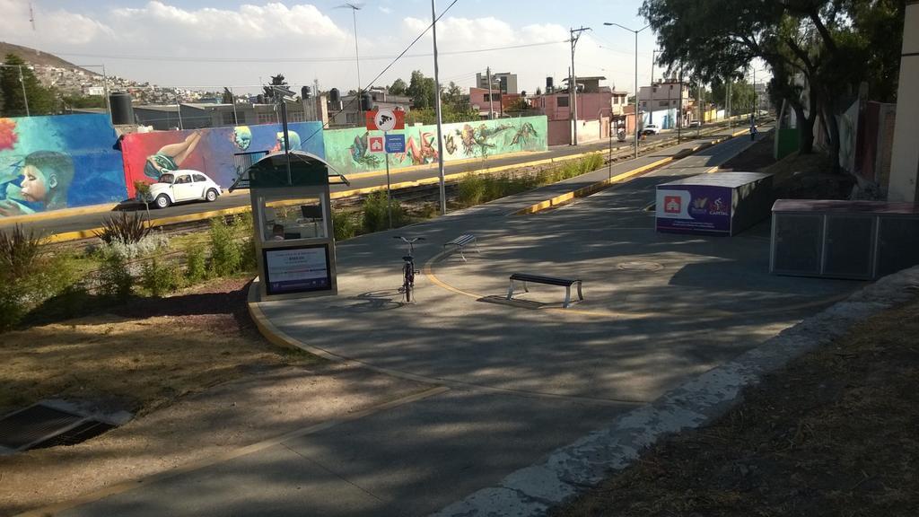 Hostal Makea Pachuca Exterior photo