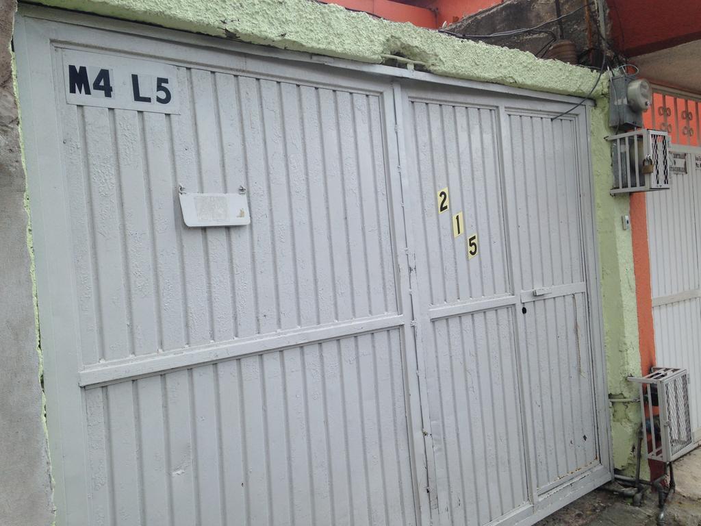Hostal Makea Pachuca Exterior photo
