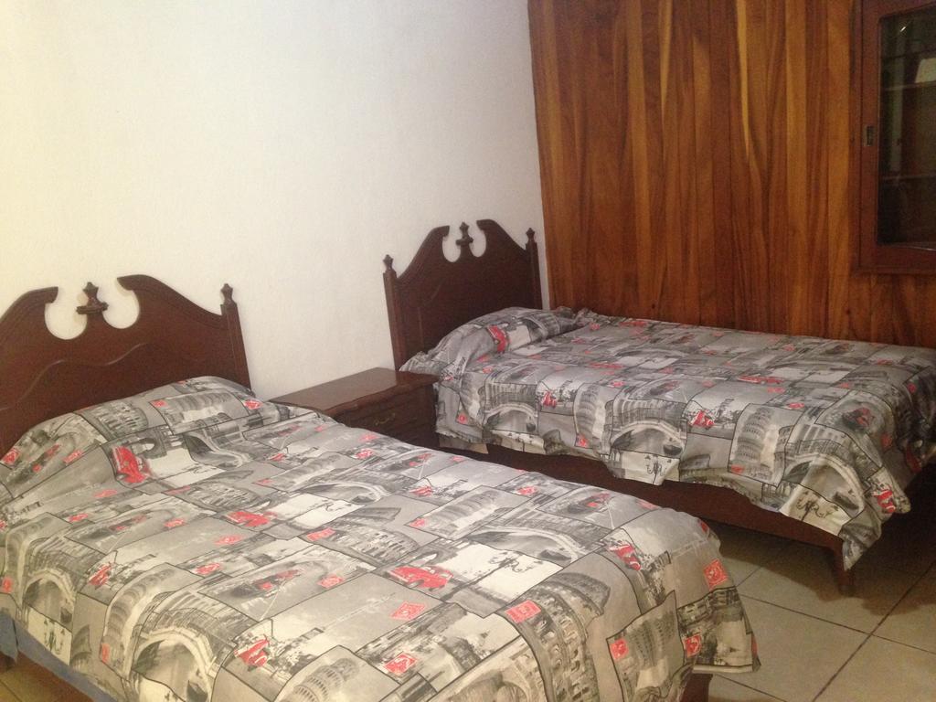 Hostal Makea Pachuca Exterior photo